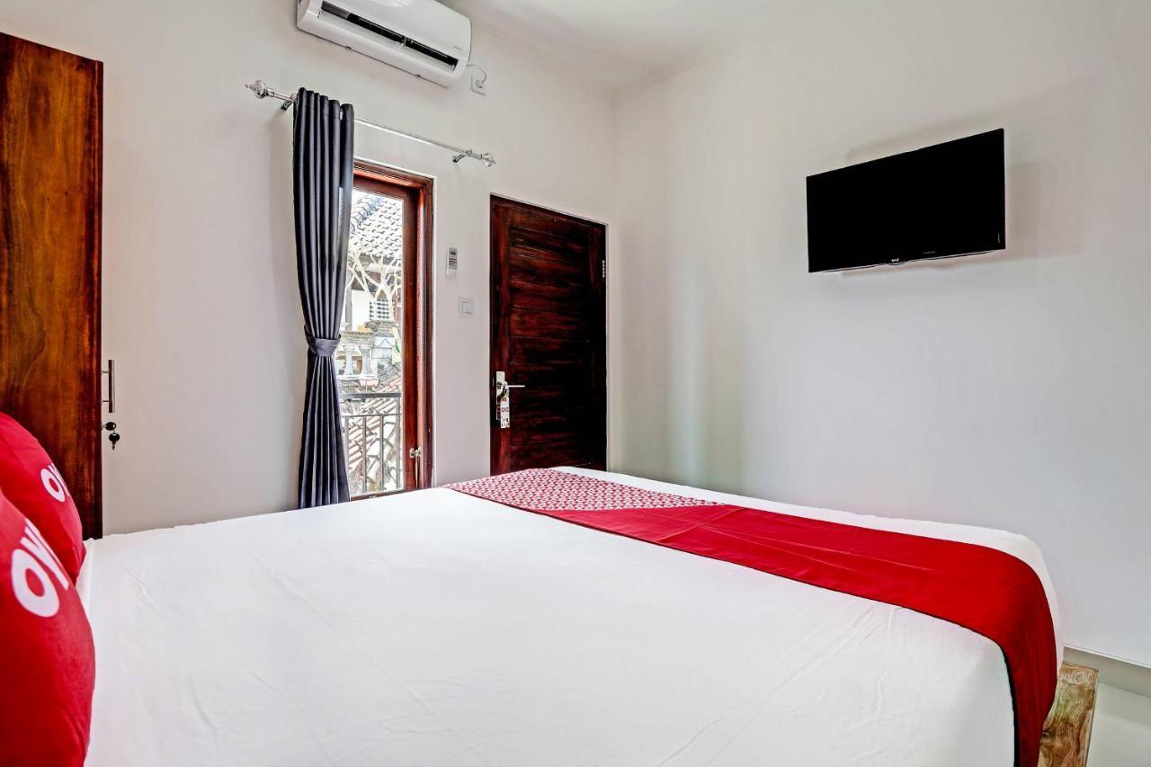Oyo 91080 Kubu D&D Guesthouse Seminyak  Exterior photo
