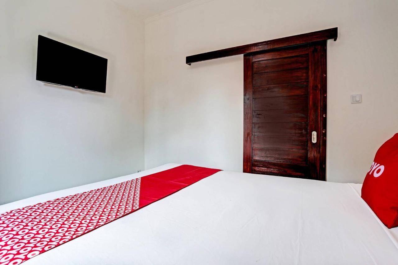 Oyo 91080 Kubu D&D Guesthouse Seminyak  Exterior photo