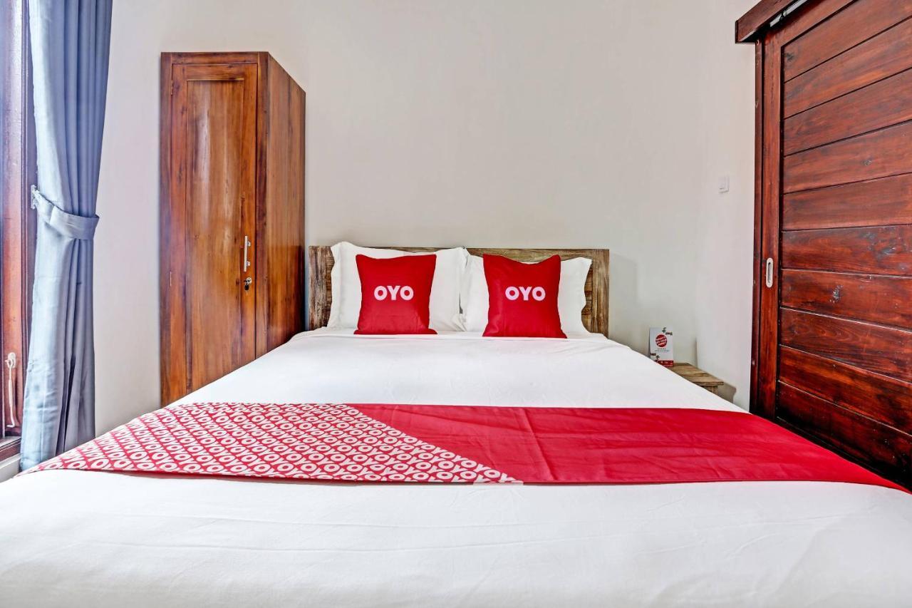 Oyo 91080 Kubu D&D Guesthouse Seminyak  Exterior photo